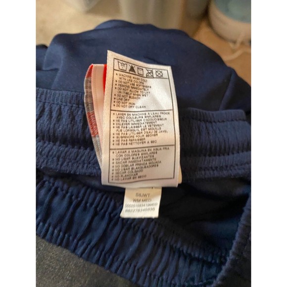 Nike Women’s Dry Fit shorts Blue Sz Medium (8-10) Red Tags EUC - Picture 9 of 9